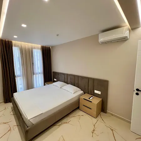 Juri Lungomare Vlorë