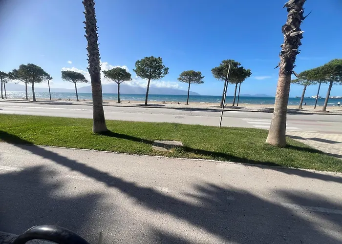 Juri Lungomare * Vlorë