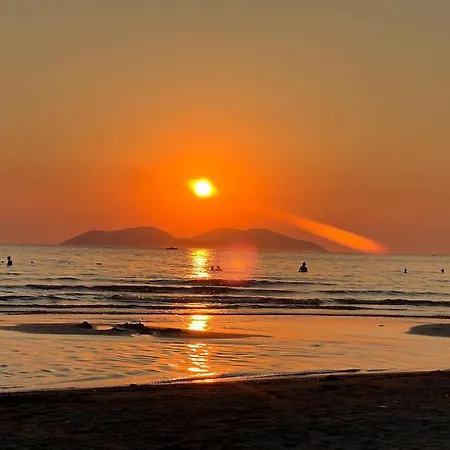 Juri Lungomare * Vlore
