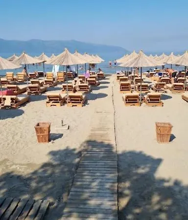 Juri Lungomare * Vlore