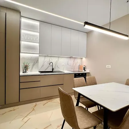 Juri Lungomare Apartment *